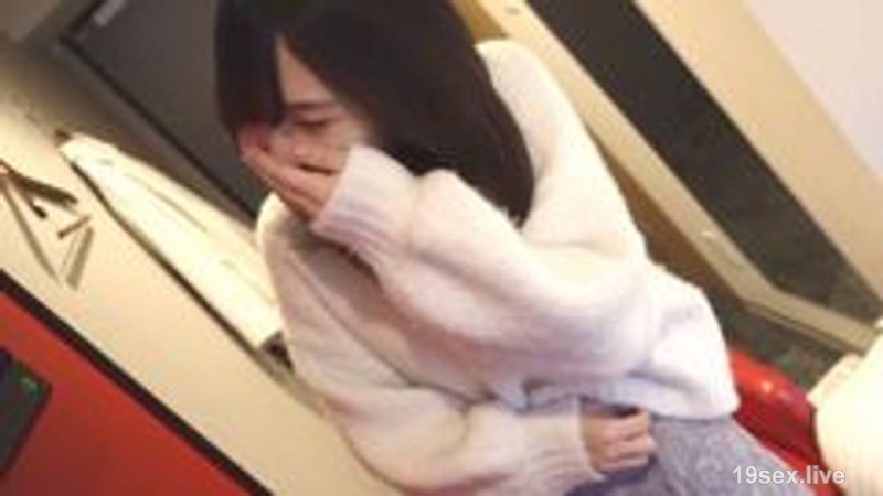 fc2-ppv 4754600 [Face Revealed] Risa, A Gentle, Beautiful, Slender Beauty Who Looks Like Haru, Looks Like Haru, Is Pounding Her Stiff, Creepy Old Man's Cock In An Angry Thrust.Risa-chan Refuses To Cum Inside Her, And She Is Completely Impregnated With Thi